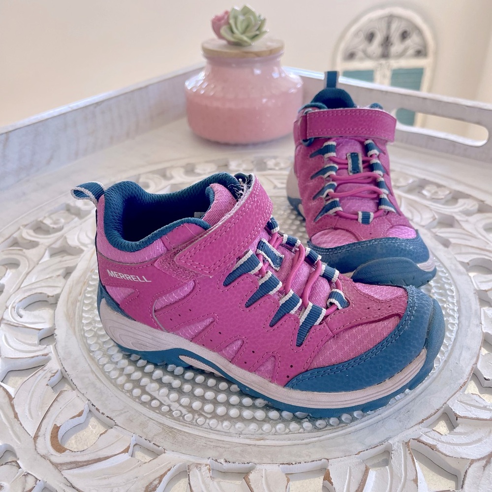 MERRELL Girls Hiking Shoes